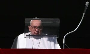 Papa pide que el “horror” del Holocausto no sea ni olvidado ni negado