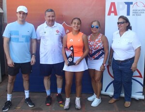 La tenista sajona Keira Marín logra doble título en el G2 de la APT