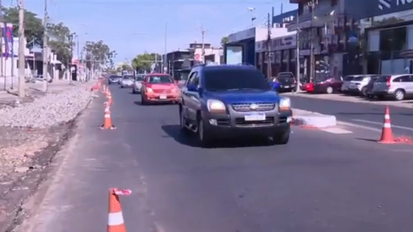 Obras impiden tránsito habitual en la Av. Eusebio Ayala - SNT