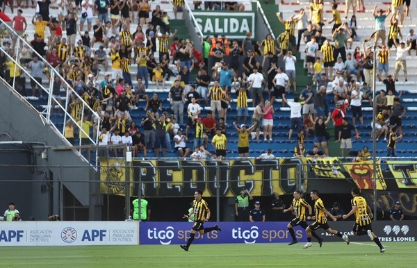 Guaraní se impone ante Olimpia en el Clásico Más Añejo
