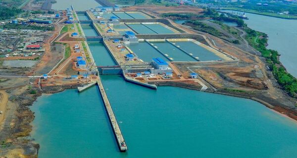 JPMorgan recorta Bonos ante intención de Trump de recuperar el canal de Panamá