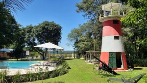 San Ber se llena cada fin de semana, pero hoteles siguen vacíos