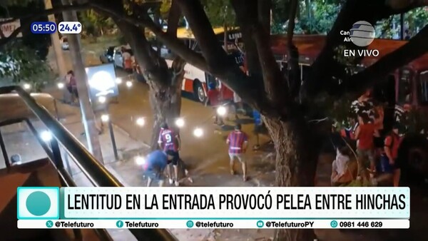 Lentitud en la entrada provocó pelea entre hinchas