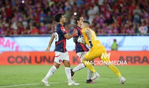 Versus / Diego Martínez tras reunión con Cecilio en el vestuario: "Es un futbolista con (...)"