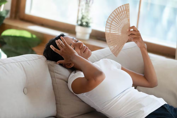 Estrés, ansiedad y pirevai, algunos efectos del calor extremo en la salud mental