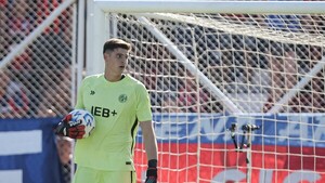 Enorme futuro: Orlando Gill se gana elogios en Argentina