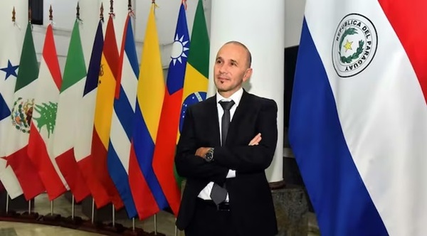 Jura el primer paraguayo elegido juez de la Corte de DDHH