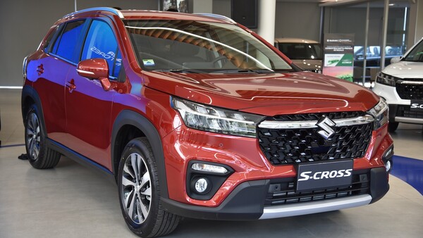 Lanzan nueva generación híbrida del Suzuki S-Cross y Swift