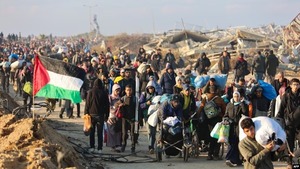 Palestinos regresan a la ciudad de Gaza en medio de alto el fuego entre Israel y Hamás - .::Agencia IP::.