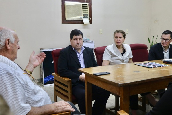 Ministra de Salud confirma tres nuevos rubros para la USF de Capitán Miranda