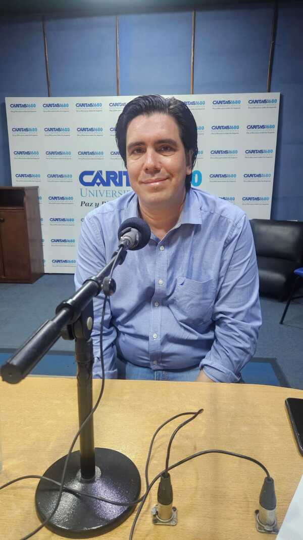 Efecto Trump: el dólar podría superar los G. 8.000 a fin de año - Portal Digital Cáritas Universidad Católica