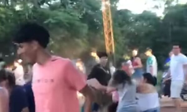 (VIDEO)Yiyis fanáticas se trenzaron a golpes tras partido en Caacupé