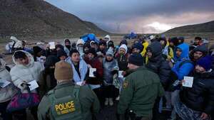 Detenidos en un sólo día más de 960 migrantes sin documentación en EE.UU. - 1000 Noticias