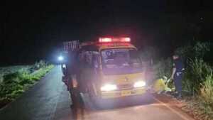 Asisten a joven 20 horas después de sufrir en accidente en Itapúa