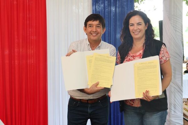 Firmados los contratos para la Ruta de la Banana en Caaguazú, conectando tres distritos clave - El Trueno