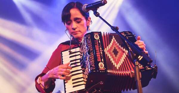 Diario HOY | Julieta Venegas en Paraguay