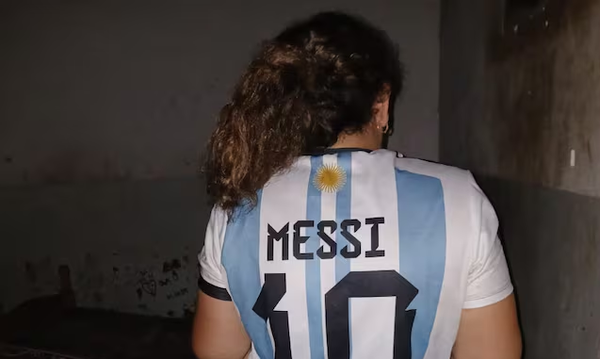 Mujer acuchilló a su expareja y fue detenida en Hohenau - Noticiero Paraguay