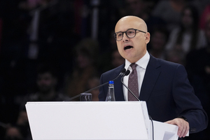 Primer ministro de Serbia renunció tras protestas de agricultores y estudiantes - 1000 Noticias