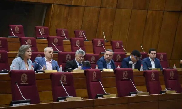 Cartismo hace el vacío en sesión reservada para tratar el caso Pecci – Prensa 5