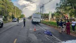 Ypané: una mujer muere arrollada por un bus sobre la Ruta PY01 - Policiales - ABC Color