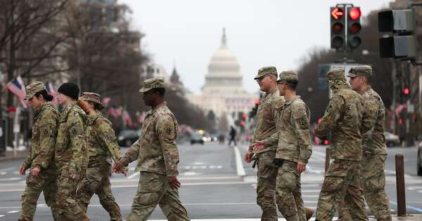 La Nación / Trump prohíbe a los soldados “transgéneros” en el ejército estadounidense