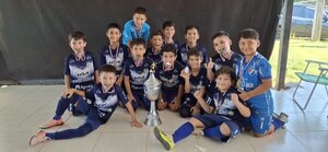 Versus / Ameliano destaca en torneo de escuelas de fútbol 