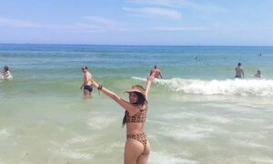 Miss Haka Pichona en su primera vez peló cuero en rapailandia: “Espero conocer un brasilero y quedarme para siempre”