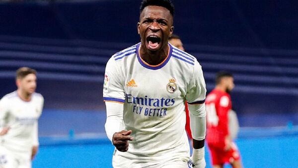 "Creo que Vinícius está pensando elegir la gloria"