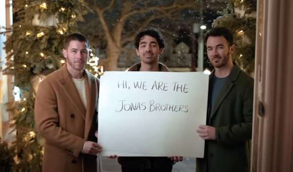 Los Jonas Brothers regresan a Disney para protagonizar una comedia navideña - Cine y TV - ABC Color