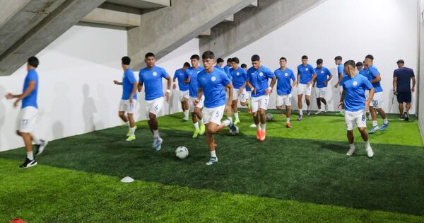 La Albirroja se enfrenta a Venezuela | Asociación Paraguaya de Fútbol