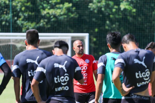 Aldo Duscher dejó de ser entrenador de la Albirroja Sub 20 - trece