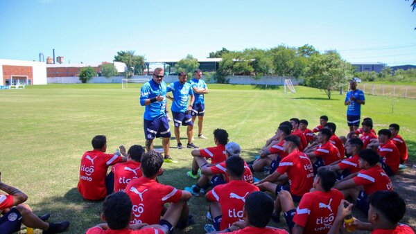 APF destituye a Aldo Duscher, tras humillante derrota ante Uruguay