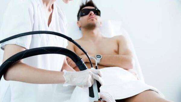 Depilación total y sus efectos: ¿moda o riesgo para la salud íntima?