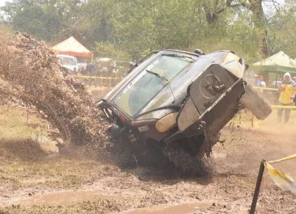Todoterreno 4x4: El off road retorna a Oviedo - ABC Motor 360 - ABC Color