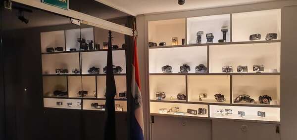 Un viaje a través de la fotografía con un nuevo museo en el ITSI - Cultura - ABC Color