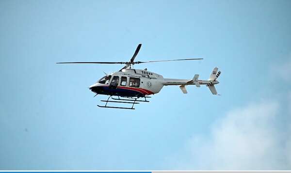 Helicóptero del presidente puede “aterrizar en cualquier lugar”, dice comandante de Fuerza Aérea - Política - ABC Color