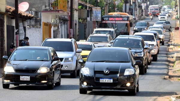 Diputado plantea derogar ley que unifica costos de habilitaciones vehiculares