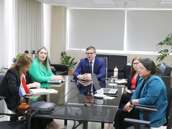 ANEAES y CONEAU fortalecen lazos para la mejora de la educación superior en la región - 1000 Noticias