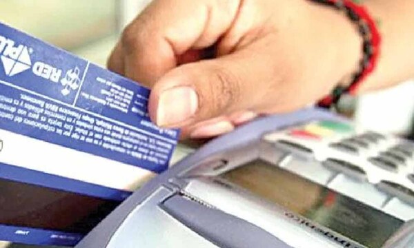 Cae un agente de PMT y otras dos personas por uso de una tarjeta robada – Prensa 5