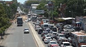 Caos vehicular en Eusebio Ayala: Avance lento de obras complica el tránsito