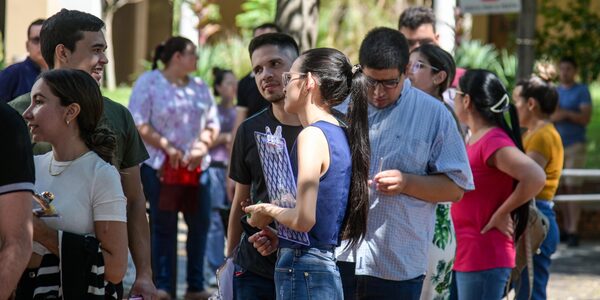 Aumento histórico de plazas para la formación en especialidades médicas • PARAGUAY TV