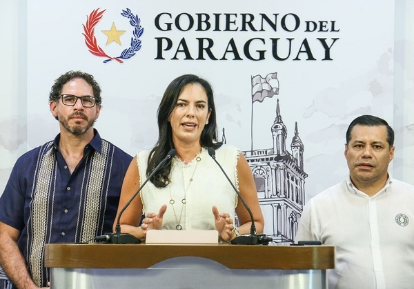 Diputado pide destitución de ministra de MOPC