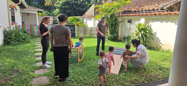 El Café de la Tribu: Un espacio para jugar, compartir y criar en comunidad