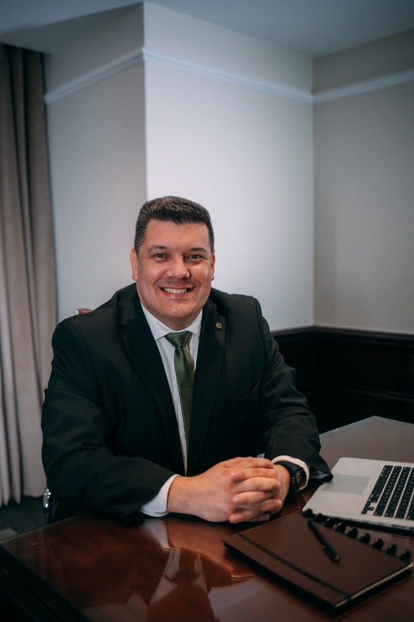 Fernando Macedo: “En 2025 el sector hotelero evolucionará hacia un modelo más personalizado y sostenible” | Análisis Macro | 5Días
