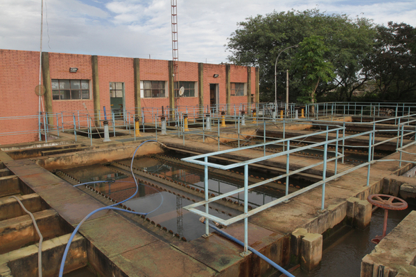 MOPC llama a licitación para obras de agua potable en Ciudad del Este - El Trueno