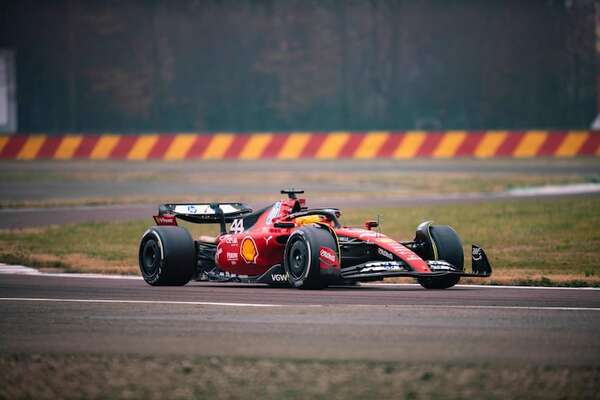 Hamilton sufre un accidente en un entrenamiento en Montmeló - ABC Motor 360 - ABC Color