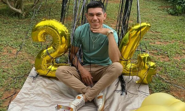 (GALERÍA) Alder Alcides cumple 24 años hoy y lo celebra posando como todo un modelo