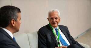 La Nación / Presidente paraguayo se reúne con reconocido empresario aeronáutico en Panamá