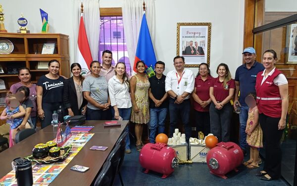 Gobernación entrega materiales para mejorar el suministro de agua en Concepción