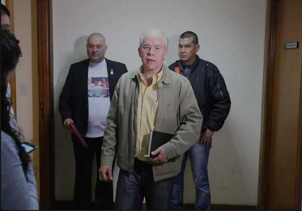 El exministro del Interior Walter Bower fue remitido a Viñas Cué - Unicanal